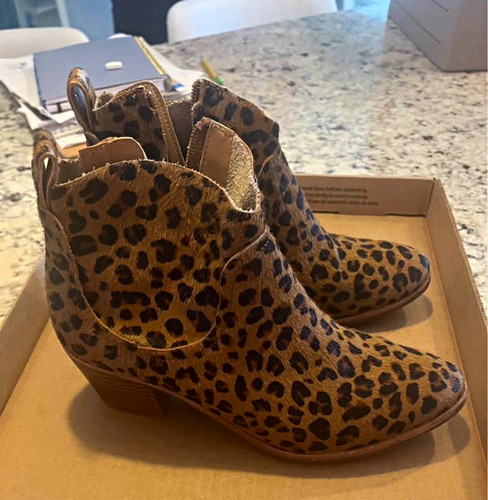 Ugg suede leopard print ankle - leopard,